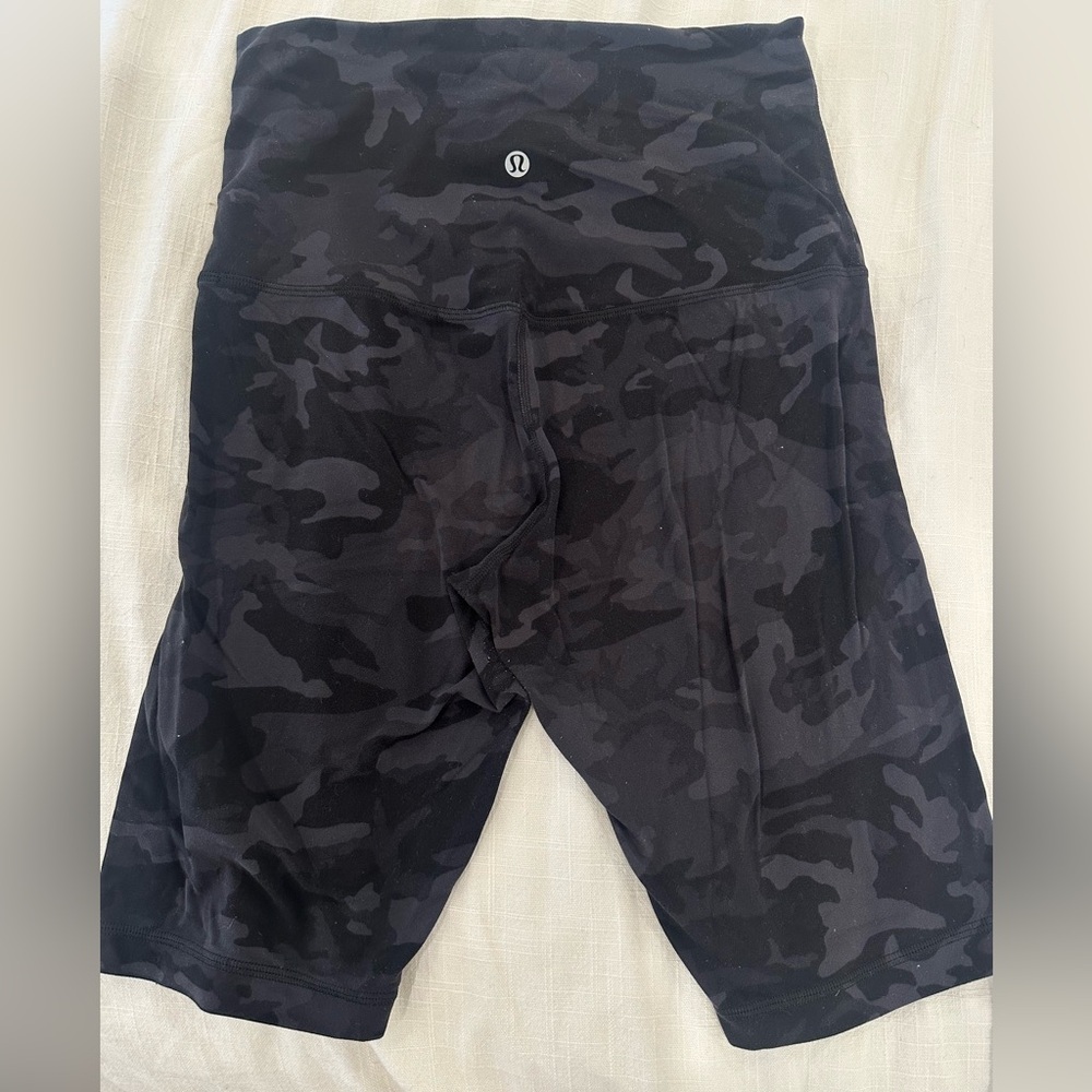 Lululemon align short
